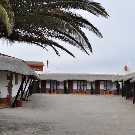 Obelix Guesthouse Lüderitz Exterior foto